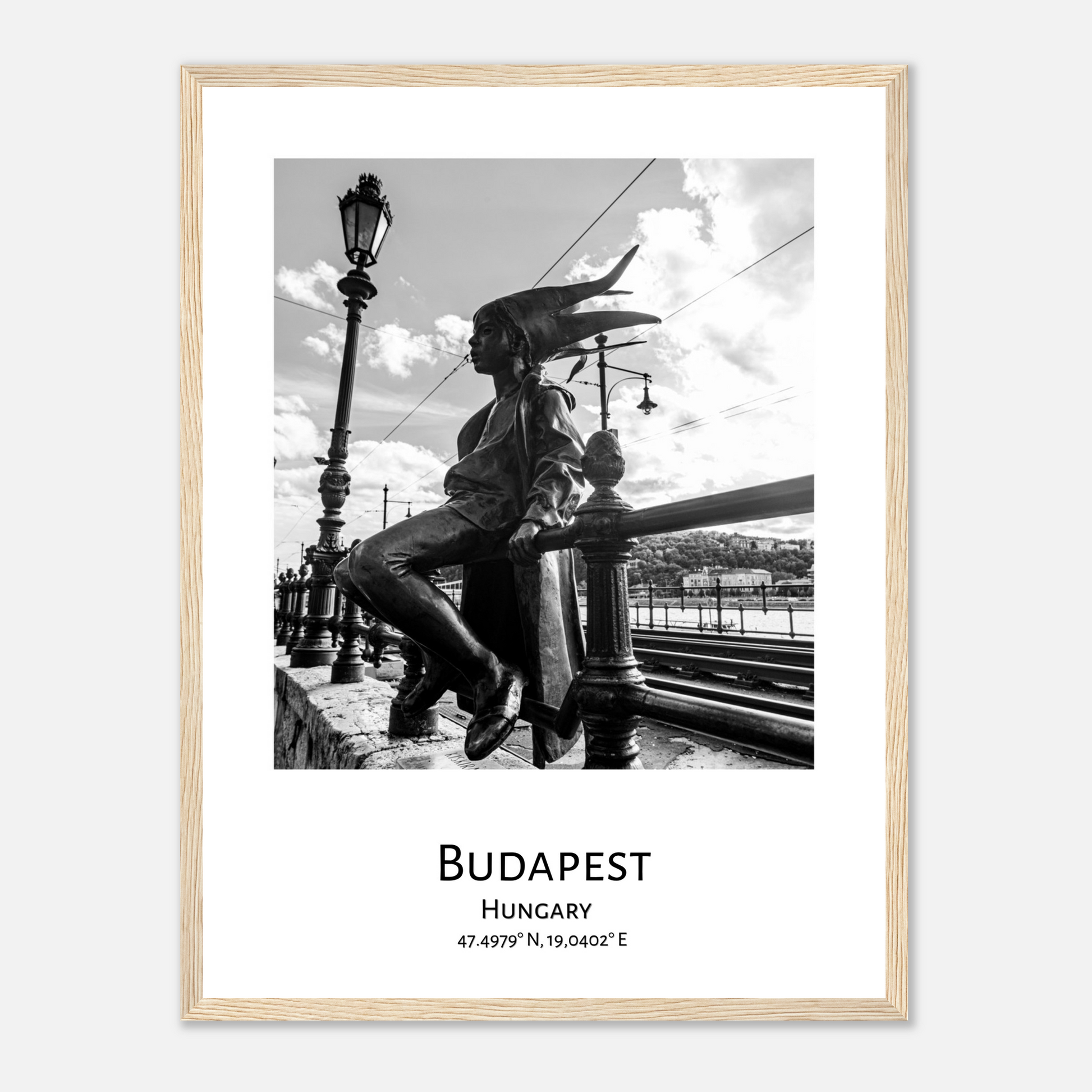 Personalized framed Budapest travel poster - wood frame - close-up