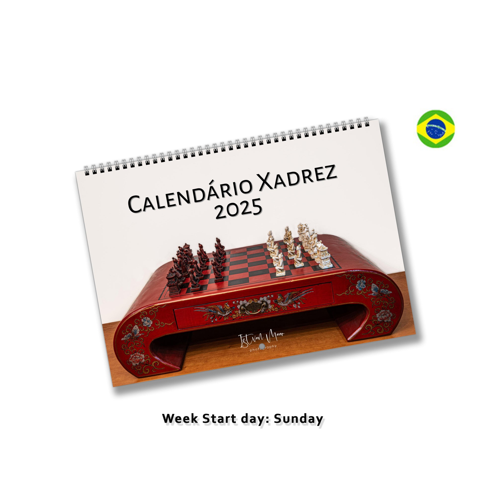 Unique chess wall calendar by Istvan Maar Photography in Portuguese